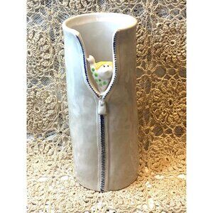 Fitz and Floyd Ceramic Vase With Peeking Figure & Zipper Detail 10” Tall Unique